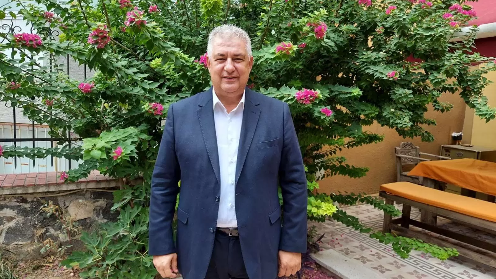 İzmir Emlak Komisyoncuları Odası Başkanı Mesut Güleroğlu